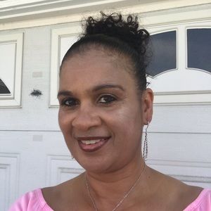 Meet your Posher, Yvette